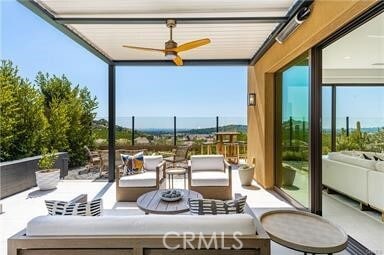 Building Photo - 161 Oceano