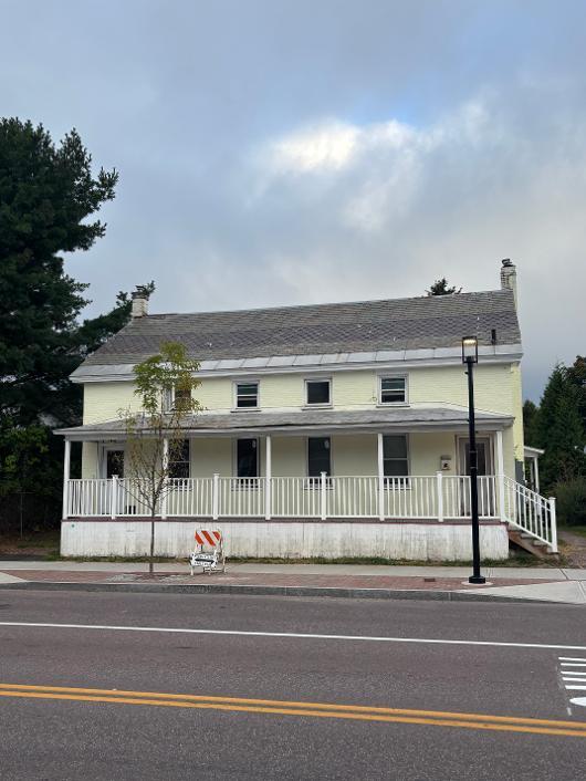 Building Photo - 188 Main St