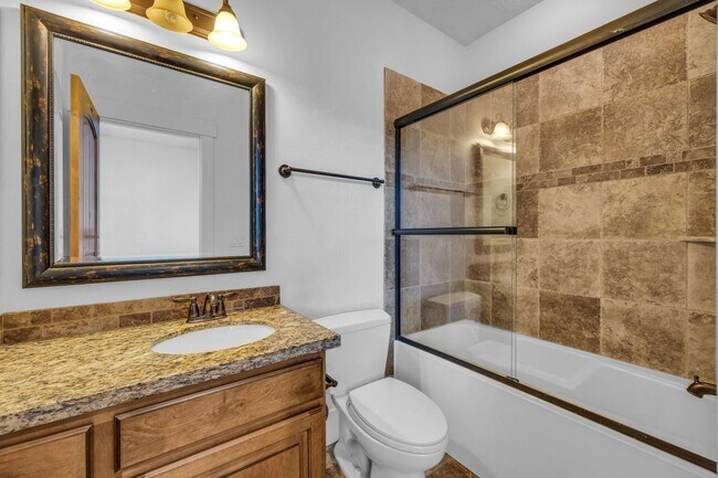 Building Photo - Parks Edge Townhome - BEST PRICE -$2700 pe...