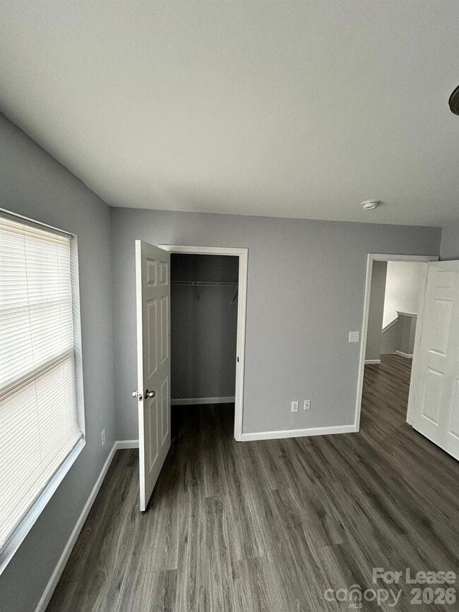 Building Photo - 6034 Blue Ash Ln