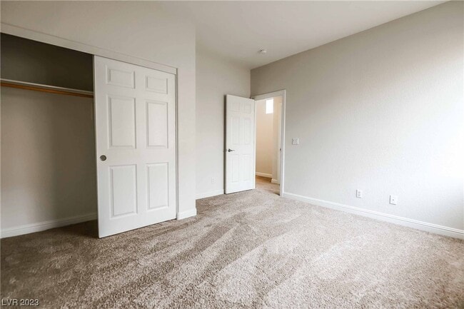 Building Photo - 8345 Hunter Brook St