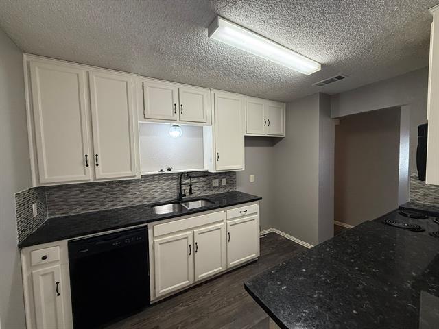 Building Photo - 401 Linda St