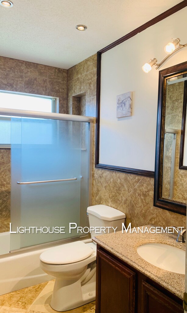 Building Photo - Pristine 3/2 in University Park!  Won't Last Long!