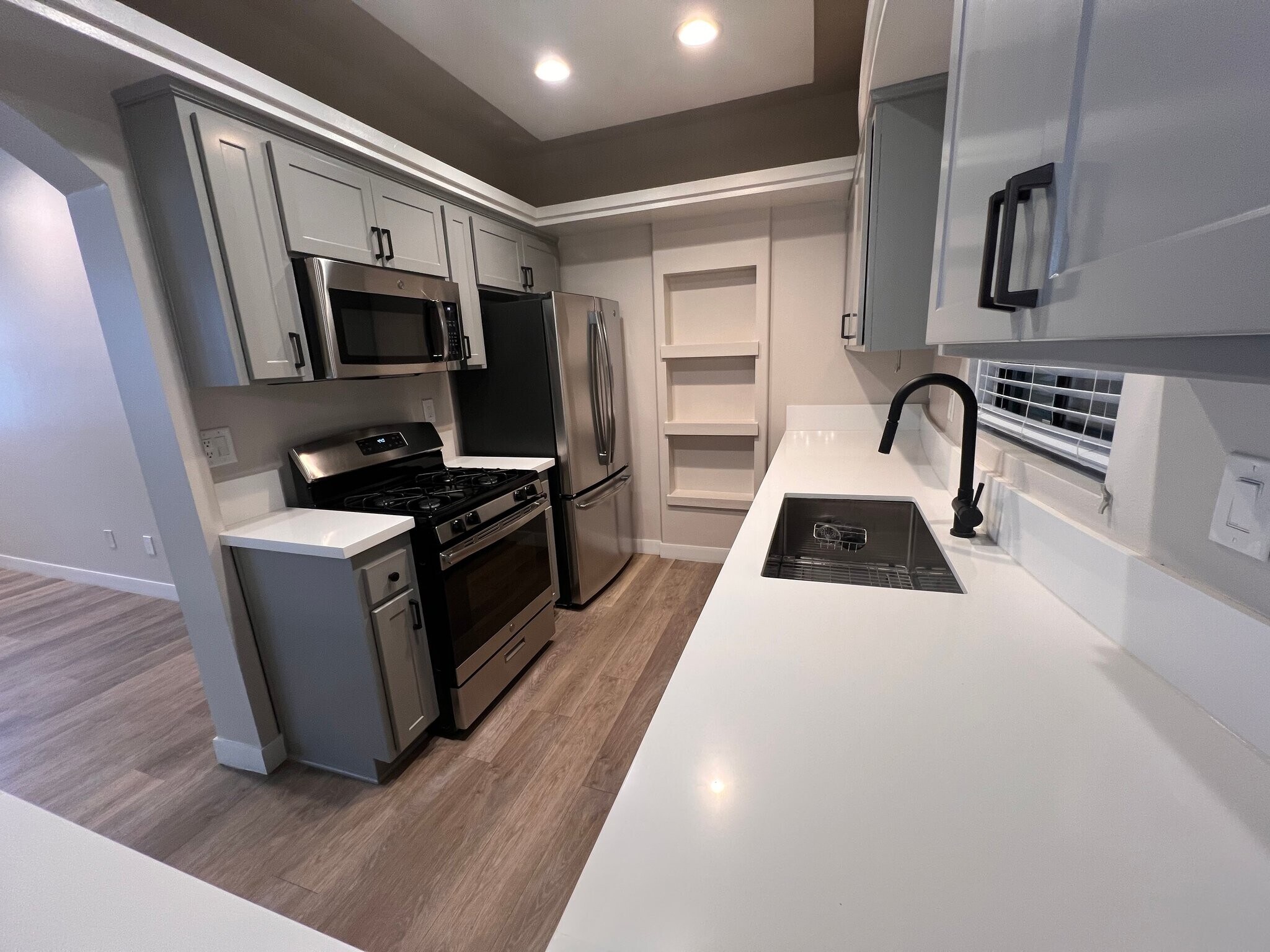 Building Photo - 4623 Willis Ave