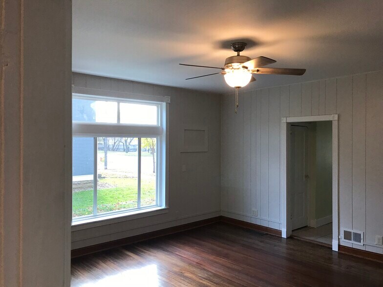 Building Photo - 1413 N Broad St