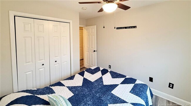 Building Photo - 5406 Ulloa Pl