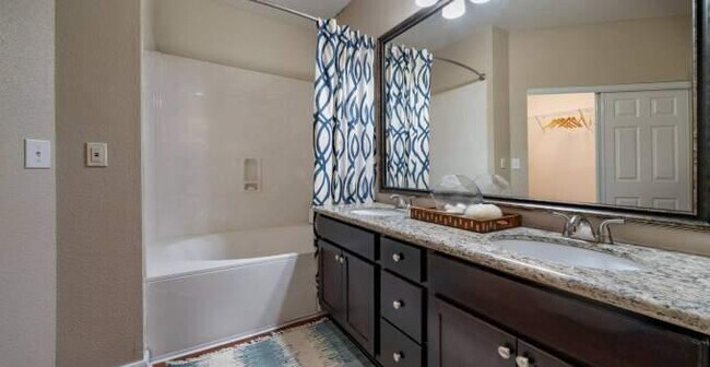 Building Photo - 1 bedroom in The Woodlands TX 77381