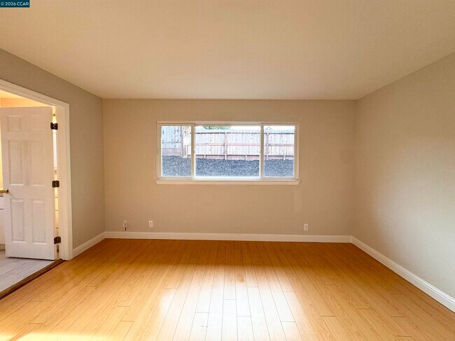 Building Photo - 2307 Panoramic Dr