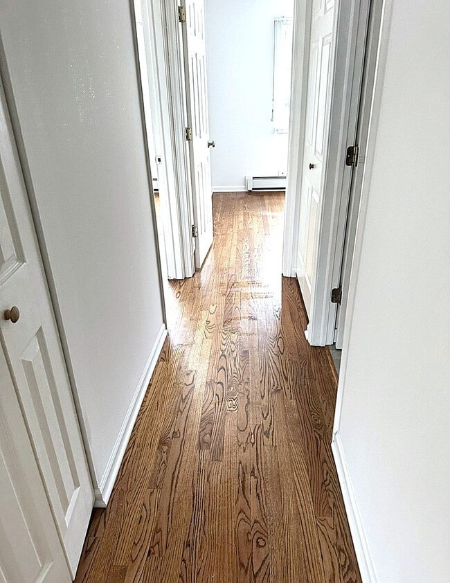 Building Photo - 8655 1/2 W Foster Ave