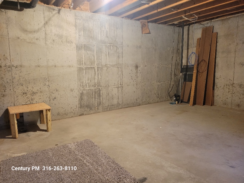 Building Photo - 1724 Stony Pt