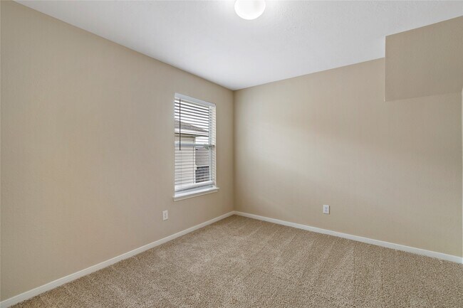 Building Photo - 2609 Hewn Rock Way