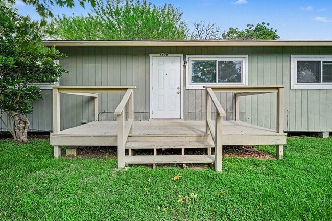 Building Photo - 6500 Haden Dr