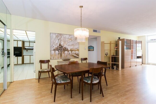 Building Photo - 4250 Galt Ocean Dr