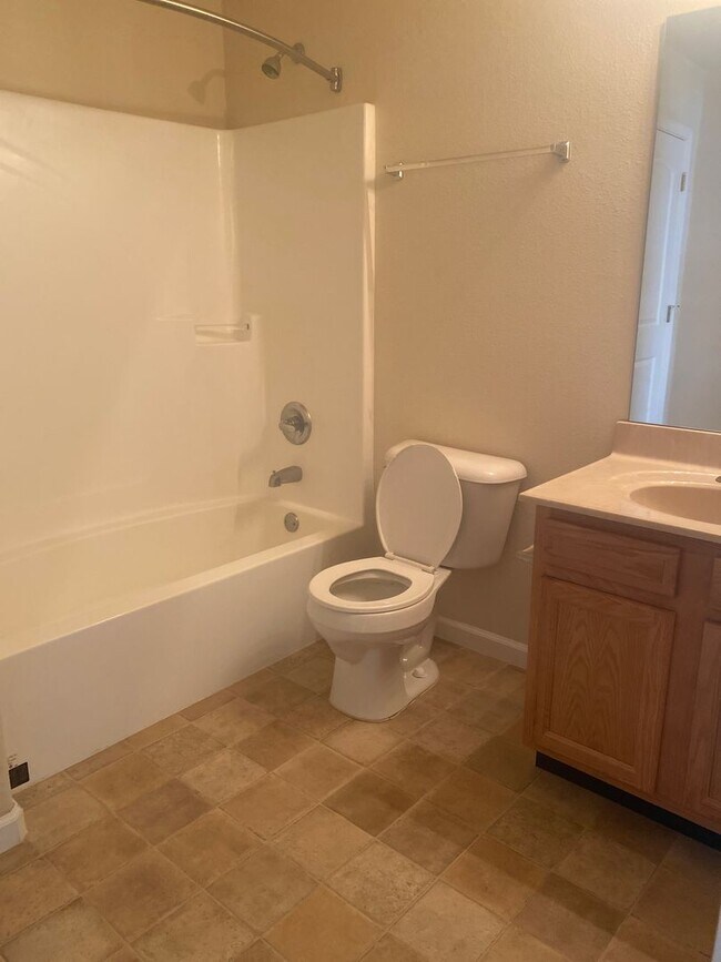 Building Photo - Cozy 1 bedroom!