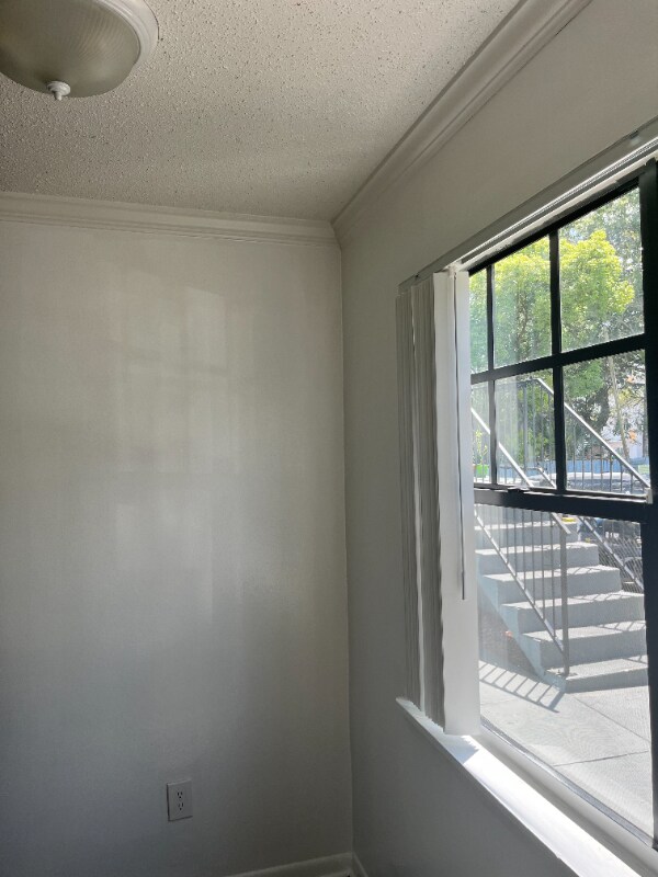 Building Photo - 3215 Baird Ave