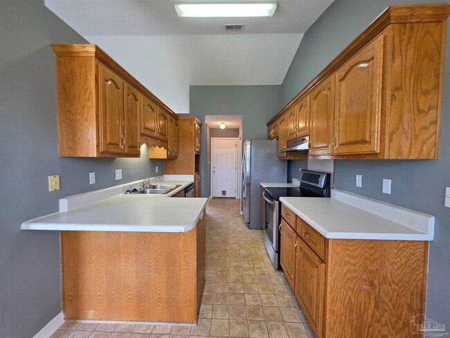 Building Photo - 6024 Yellow Rose Dr