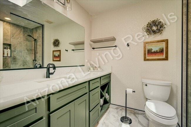 Building Photo - FURNISHED CONDO WITH POOL