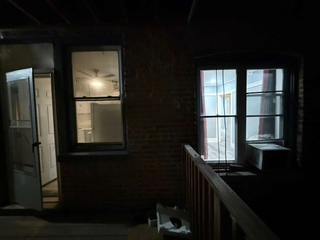 Building Photo - 1707 W Wallen Ave