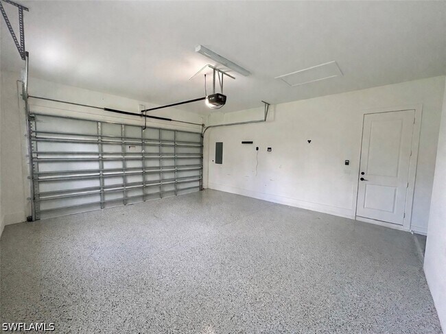 Building Photo - 3724 2nd Ave NE