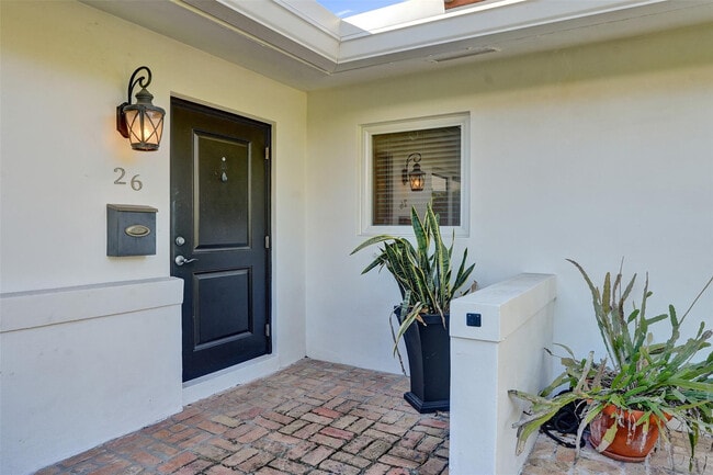 Building Photo - 26 Cayuga Rd