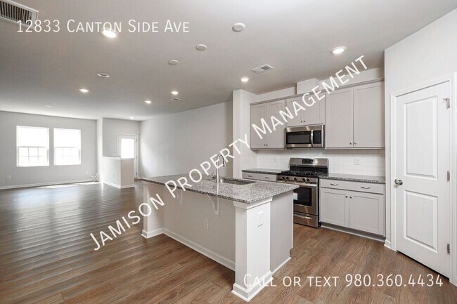 Building Photo - 12833 Canton Side Ave