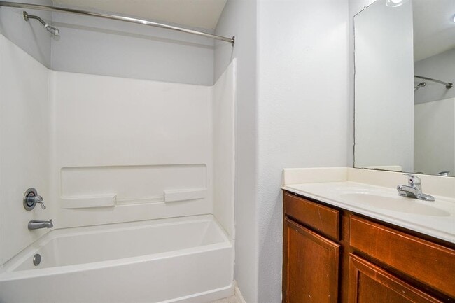 Building Photo - 6615 Poplar Rose Ct.
