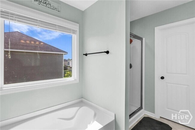 Building Photo - 1596 Longleaf Ct