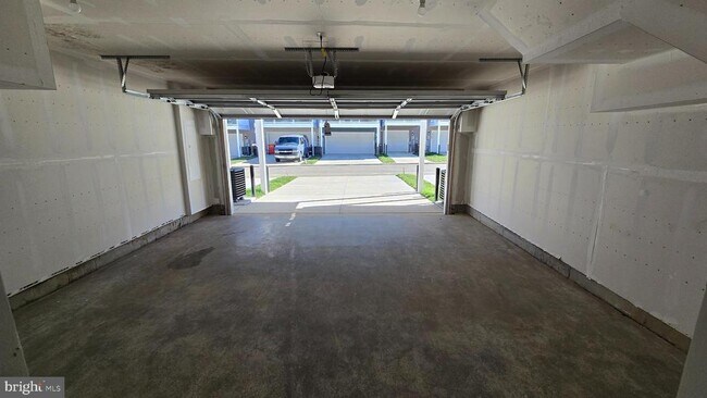 Building Photo - 1344 Red Clover Ln