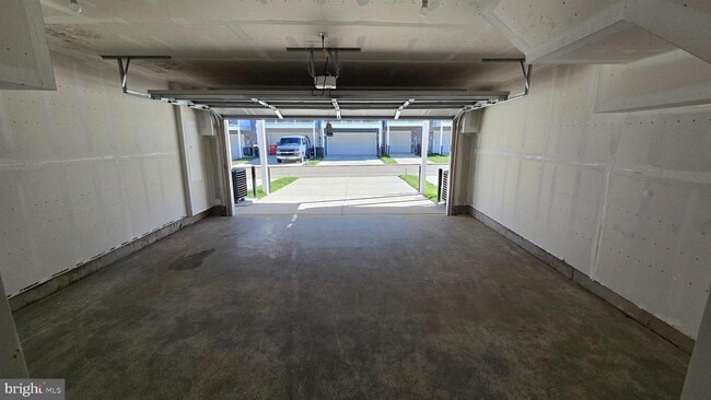 Building Photo - 1360 Red Clover Ln