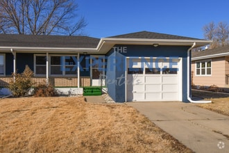 Building Photo - Spacious & Stylish 3-Bedroom Twin Home wit...