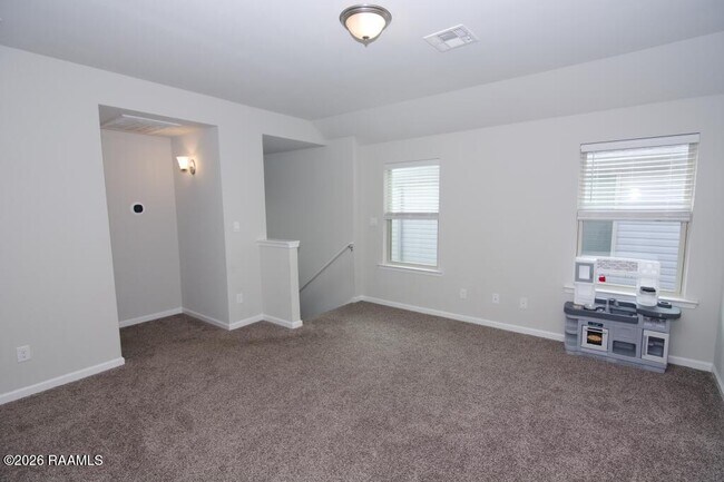 Building Photo - 6720 Tiger Pointe Dr.