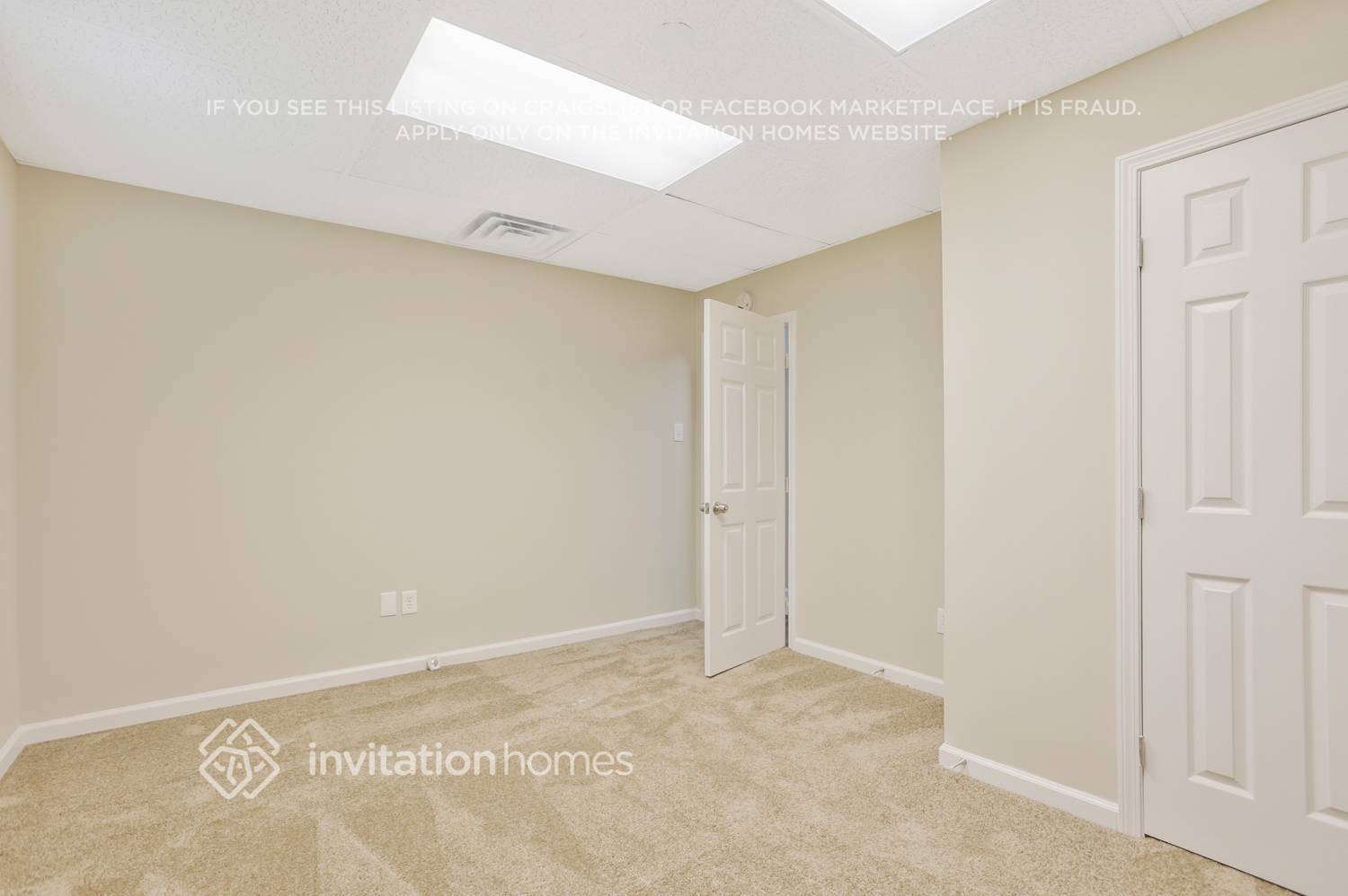 Building Photo - 5304 Valleyview Dr