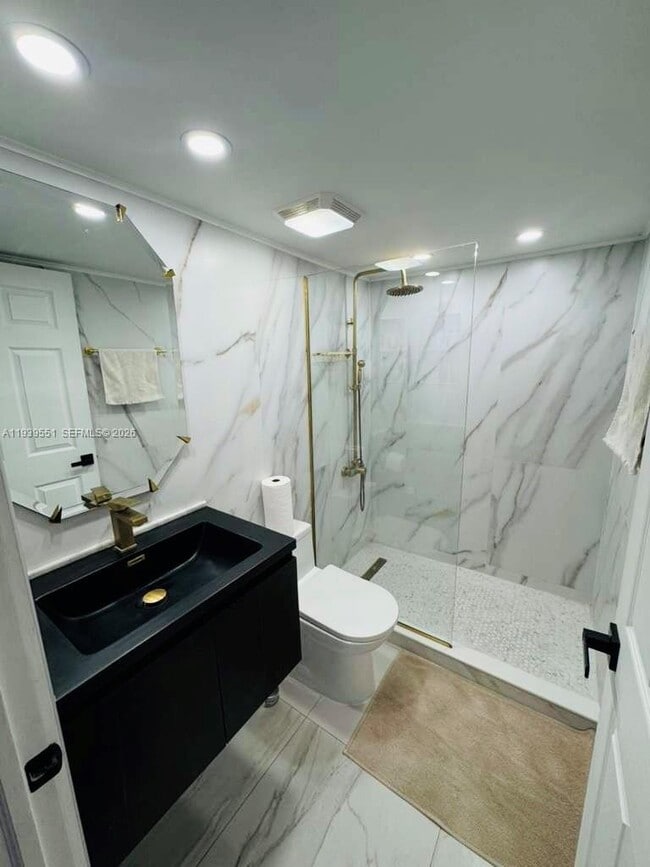 Building Photo - 5239 SW 153rd Ave