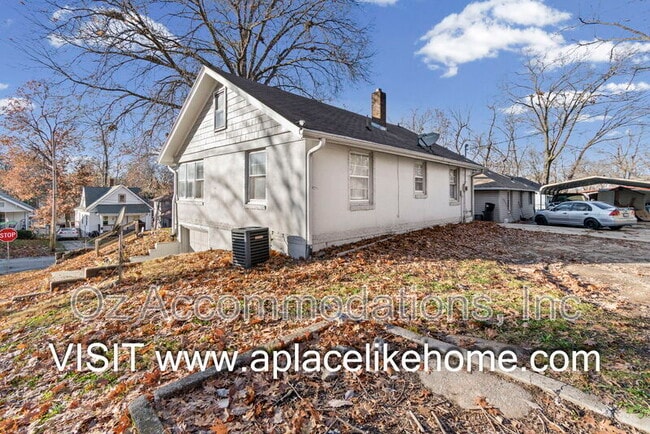 Building Photo - 1501 N 22nd St