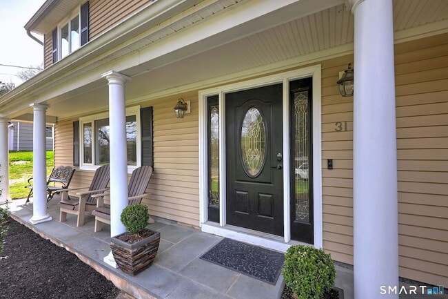 Building Photo - 31 Shawnee Rd