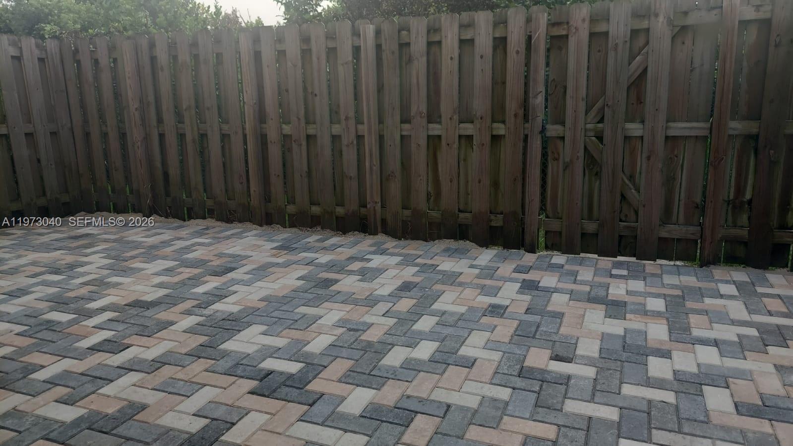 Building Photo - 10600 NW 88th St