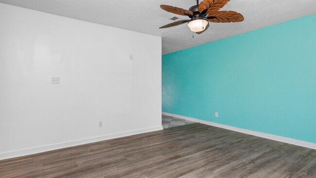 Building Photo - 4070 Long Line Ln