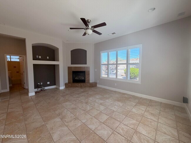 Building Photo - 4450 Desert Vista Ct