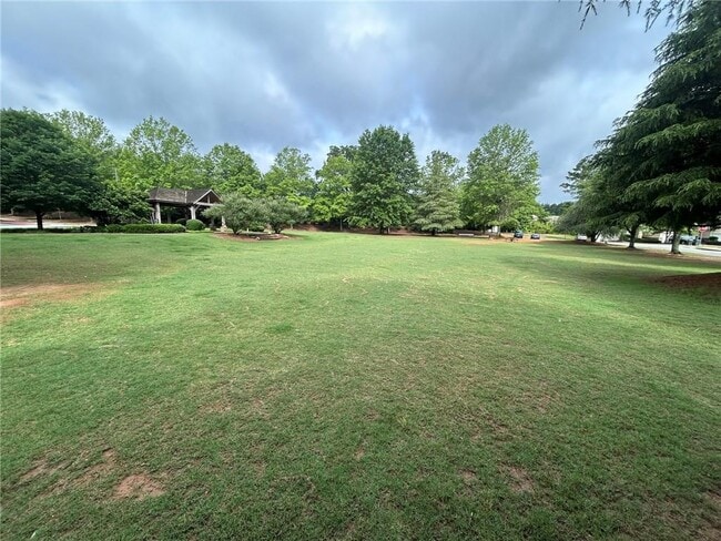 Building Photo - 664 Oakside Pl