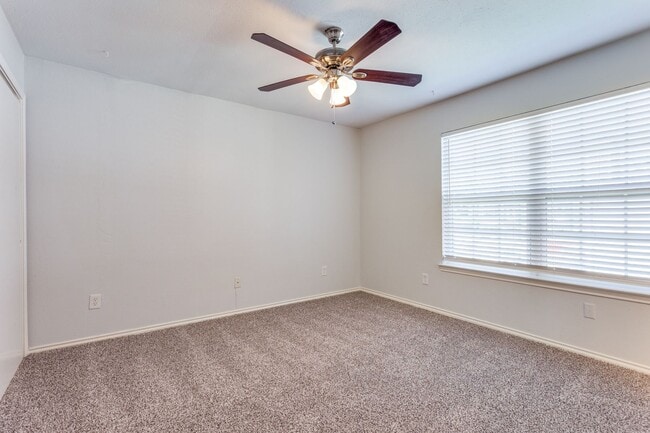 Building Photo - 13314 Goodland Pl