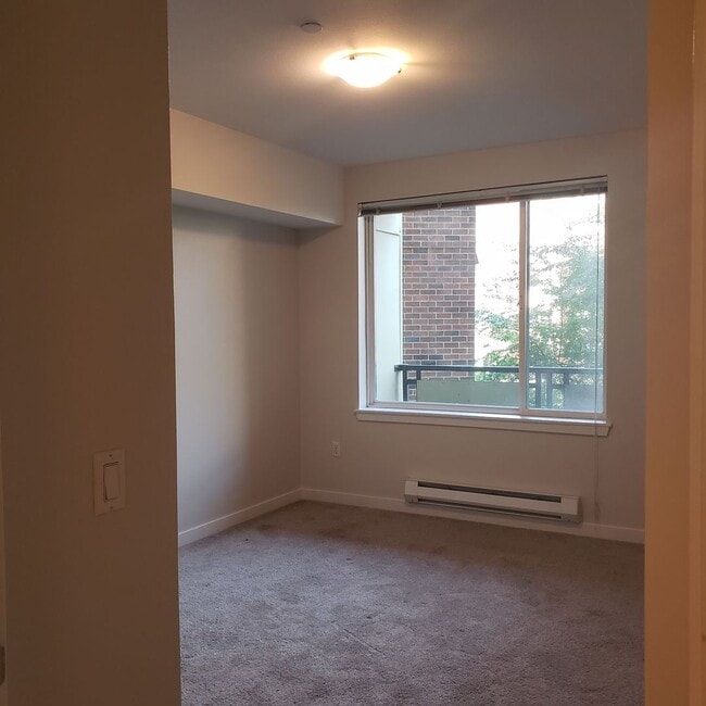 Building Photo - 5440 Leary Ave NW