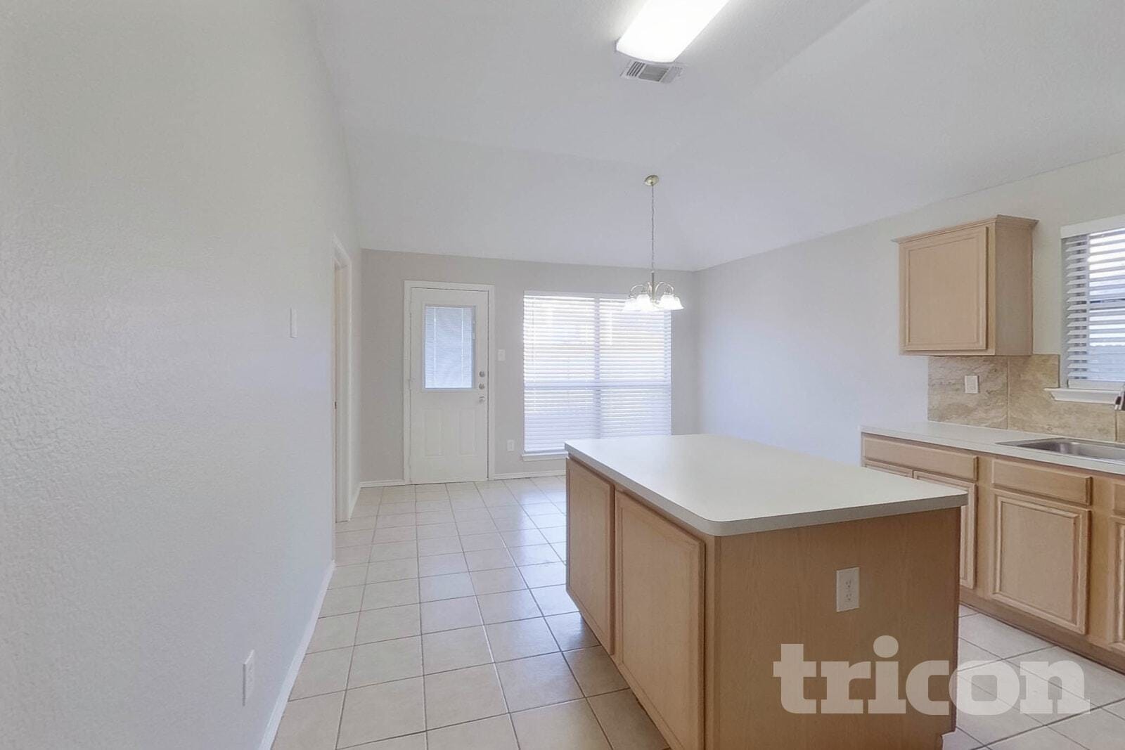 Building Photo - 8707 Woodrigg Dr