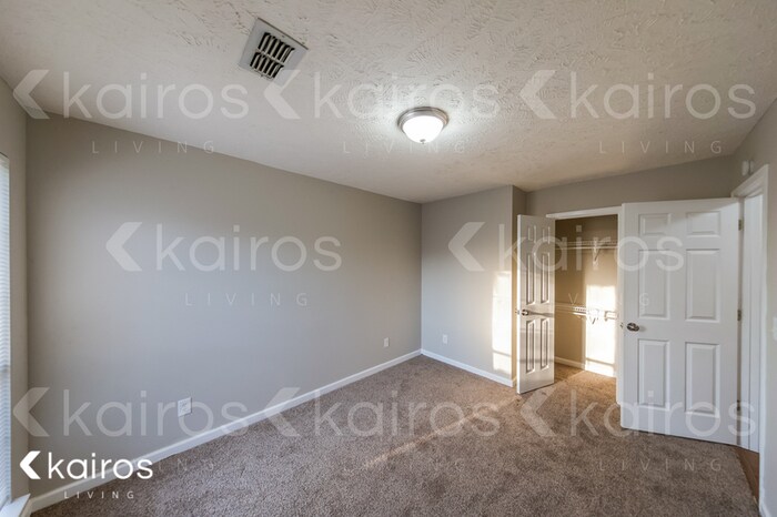 Building Photo - 9312 Bristlecone Dr