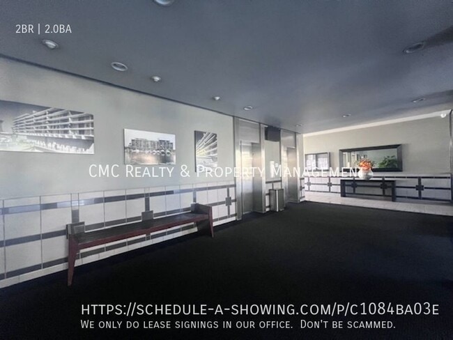 Building Photo - 5400 E The Toledo