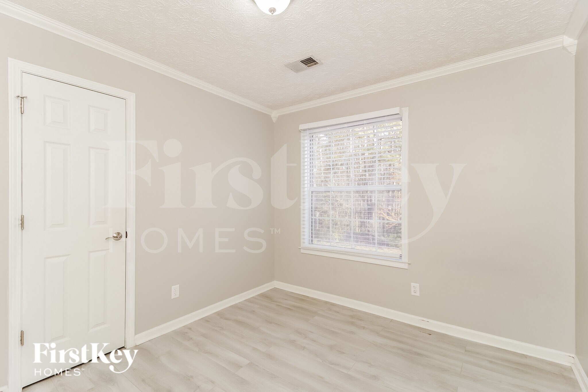 Building Photo - 25 Heartwood Crossing