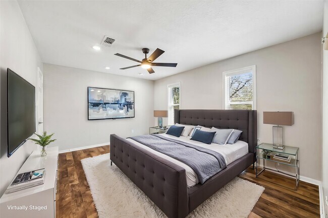 Building Photo - 1030 Crossroads Dr