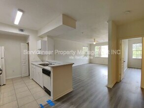 Building Photo - 17104 Carrington Park Dr