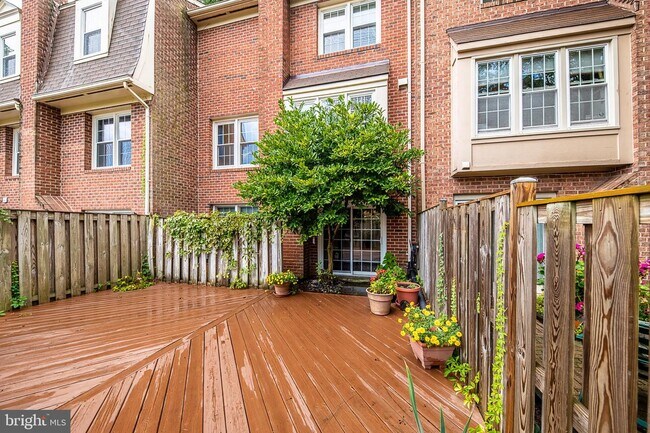 Building Photo - 3133 Windwood Farms Dr