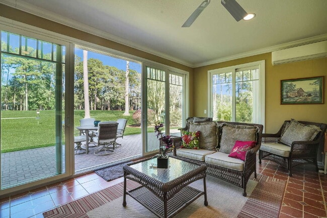 Building Photo - 34 Coburn Dr E