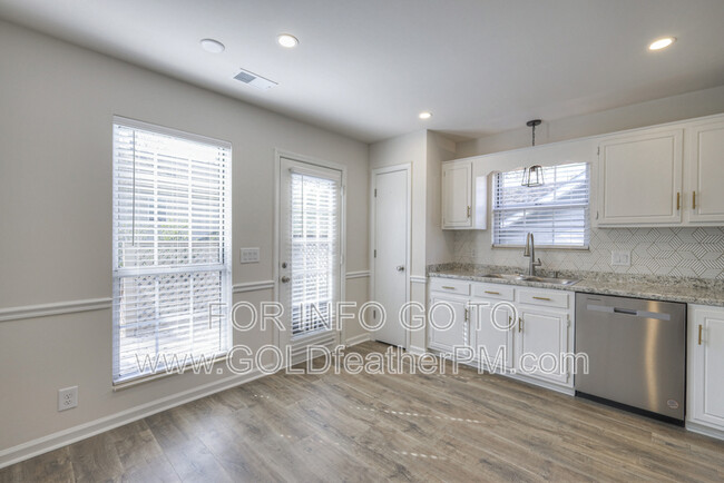 Building Photo - 112 Champney Ct